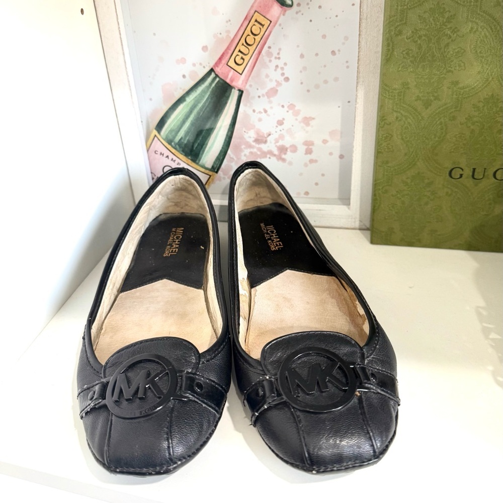Michael Kors Black Leather loafers size 8